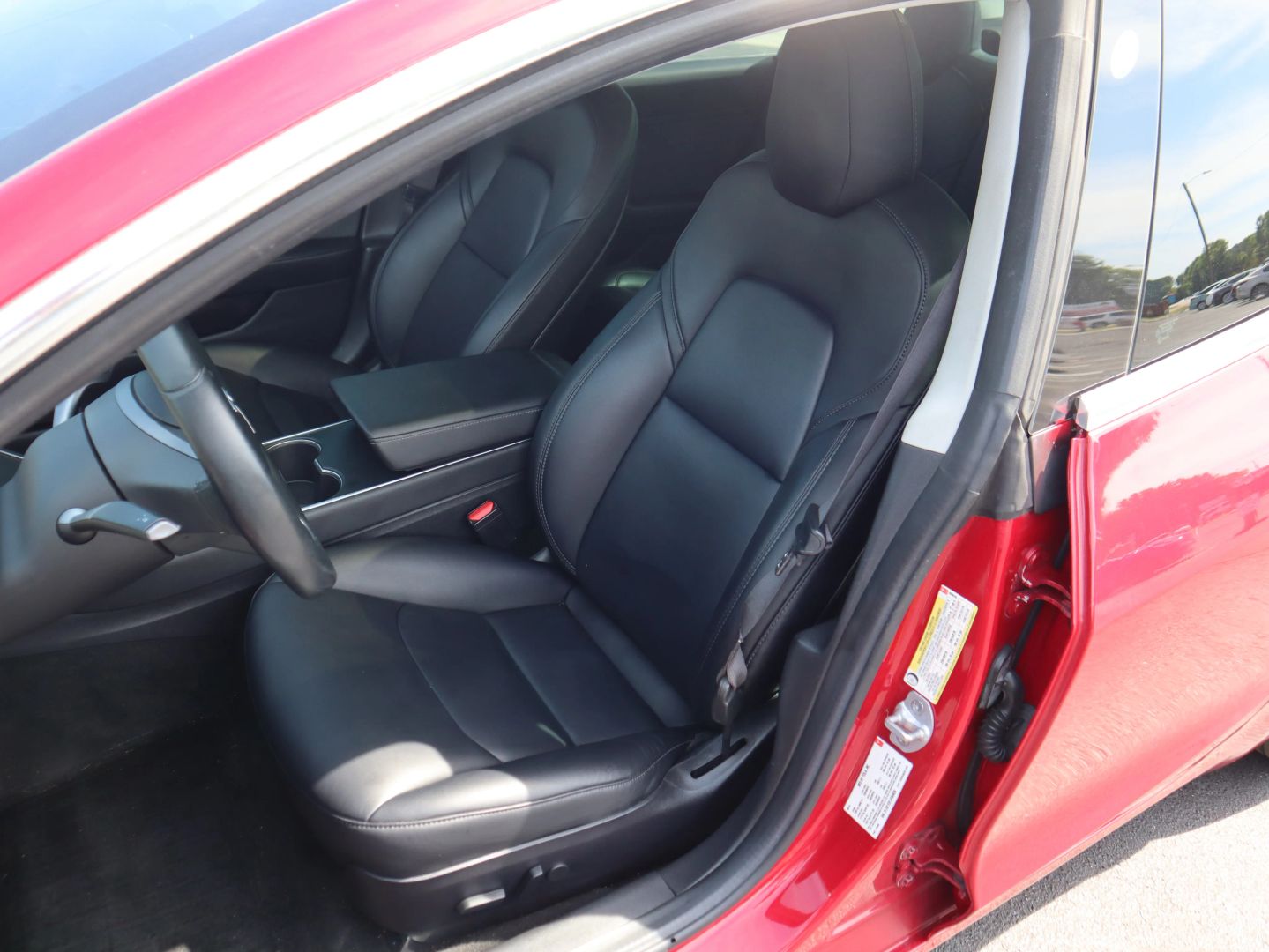 tesla model 3 2018 5YJ3E1EB1JF069636 image tesla model 3 2018 5YJ3E1EB1JF069636 image